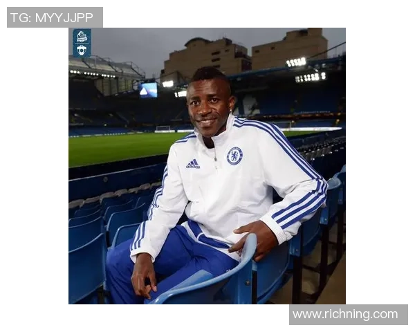 25岁足球球星崭露头角 未来或成为世界级巨星引发球迷热议 25岁足球球星崭露头角 未来或成为世界级巨星引发球迷热议