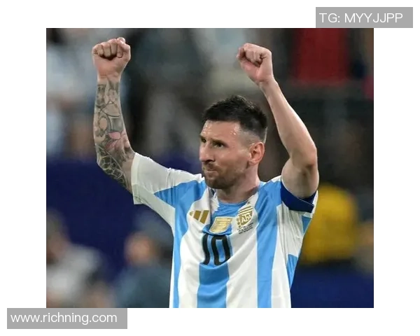 悲痛消息震惊足坛 某足球传奇人物因病去世享年仅四十岁 悲痛消息震惊足坛 某足球传奇人物因病去世享年仅四十岁